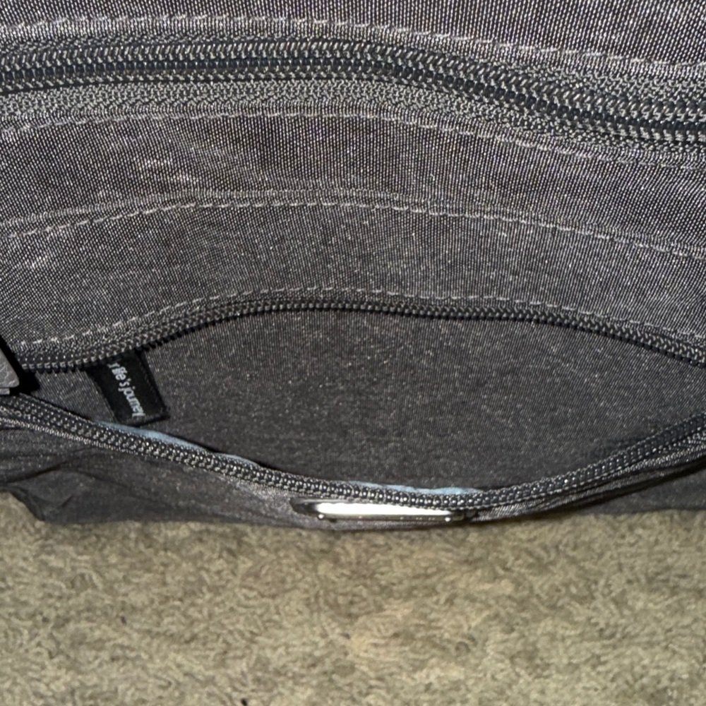 Stylish Gray Shoulder Bag - Baggallini - Picture 12 of 17